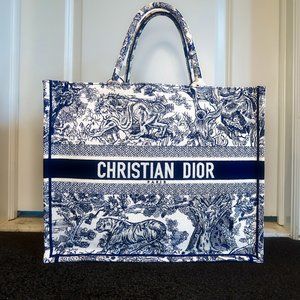 LARGE DIOR BOOK TOTE Blue Toile de Jouy Embroidery